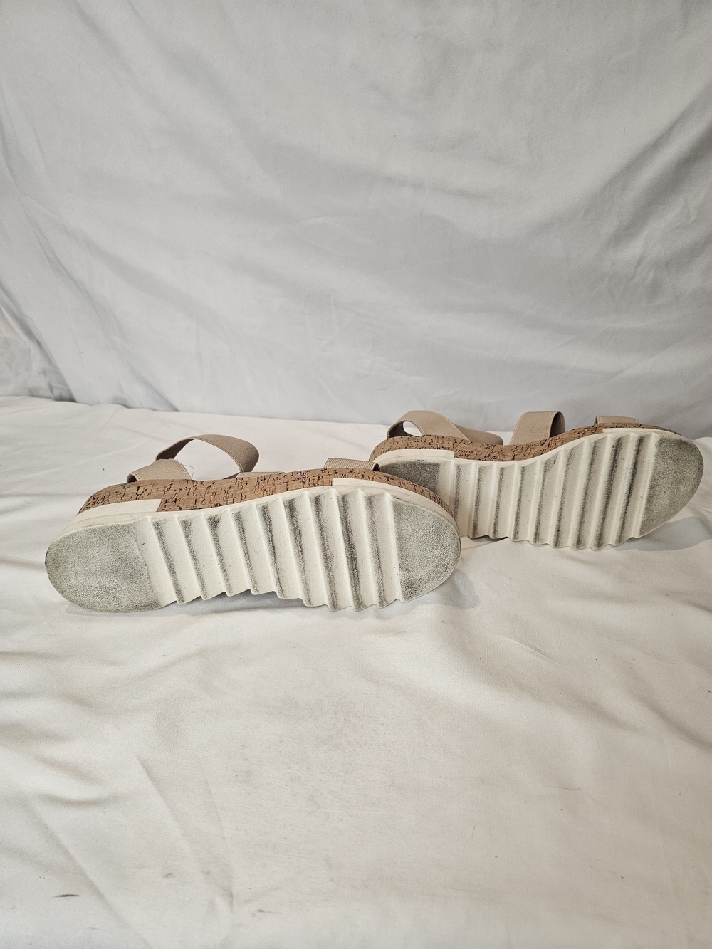 Steve Madden Neutral Beige Elastic Strap Platform Sandals - Picture 3 of 4